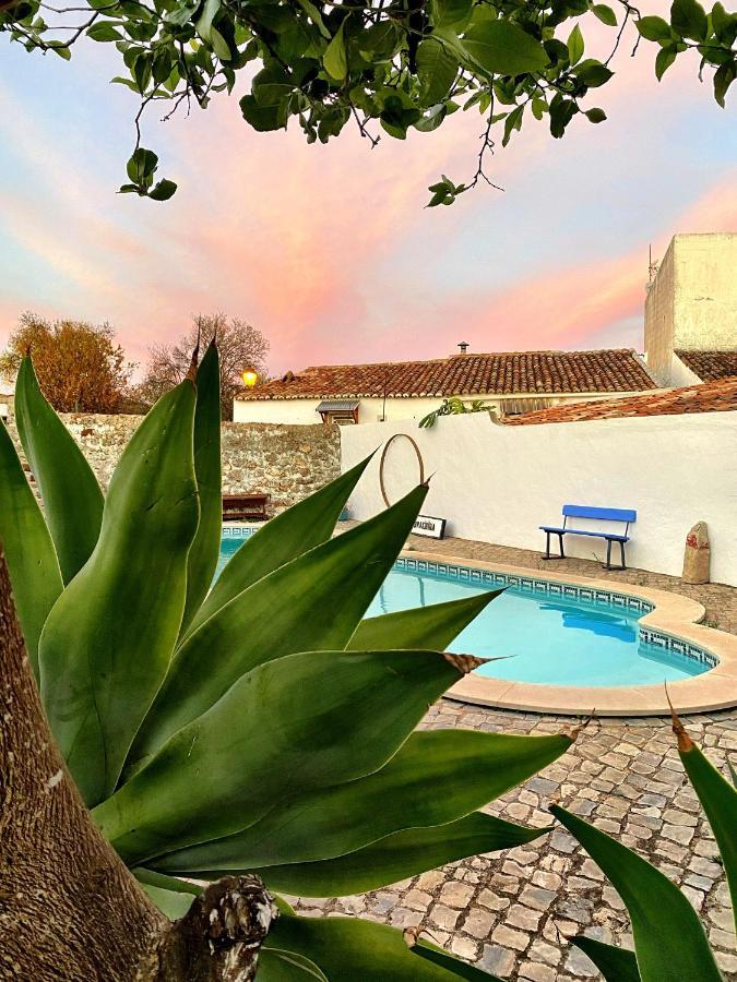 Bed and Breakfast Casa Do Torreao Salir Esterno foto